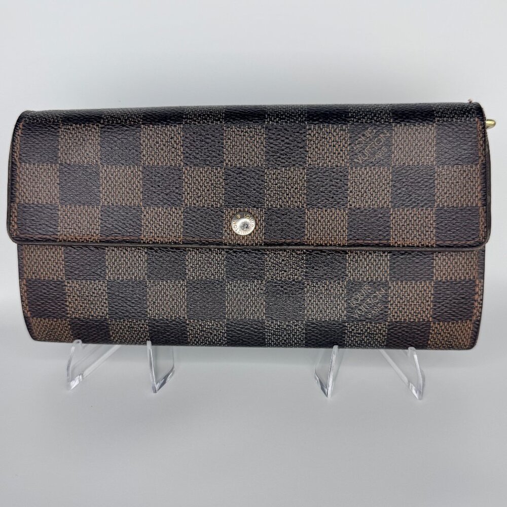 Louis Vuitton Damier Ebene Sarah Wallet.